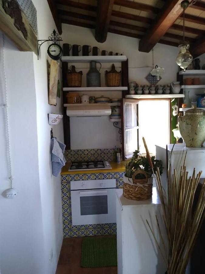 Il Corbezzolo Suite Appartament Castelluzzo Exterior foto